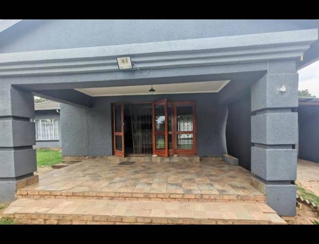 3 BEDROOM PROPERTY TO RENT IN ELSPARK
